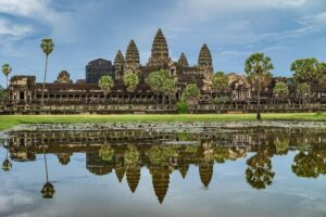 1 Day Discover Angkor Wat Sunrise Private Tour - The licensed guide effect: faster, smoother, and better photo spots