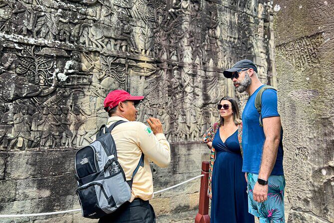 2-Day Angkor Wat Tour with Banteay Srei and Floating Village - Day 1: Angkor Thom’s terraces and Bayon’s faces