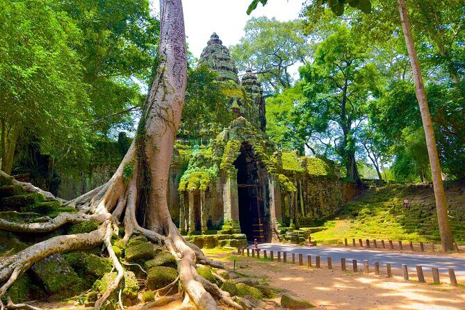 3 Days Siem Reap Explorer - Small Group - Angkor Thom’s big gates and the carving stops you’ll actually remember