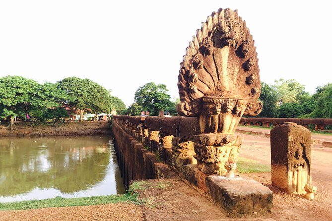 A day Trip Sightseeing Phnom Penh - Siem Reap - Private English Speaking Driver - Door-to-door pickup, drop-off, and the pace you should expect