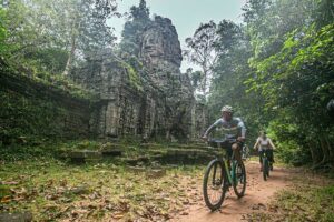 Angkor Sunrise Bike Tour / E-Bike or Tuk Tuk - Price and what’s actually included (plus the one fee to plan for)