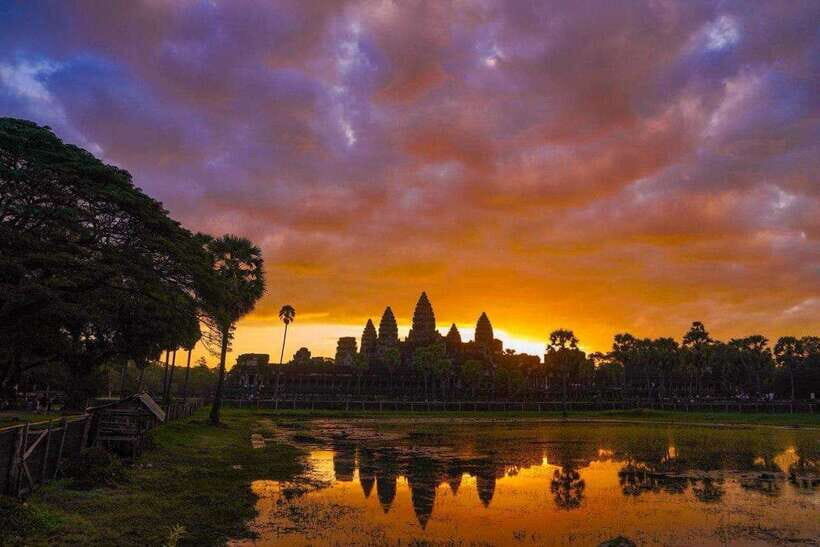 Angkor Wat 1 Day with Sunrise Combined tour with (Tuk Tuk) - A 4:45 AM Start That Really Changes Angkor Wat