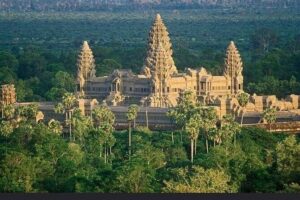 Angkor Wat, Angkor Thom & Elephant Terrace Half-Day Tours - Angkor Wat: why the first stop works so well