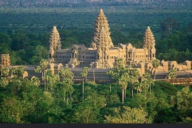 Angkor Wat, Angkor Thom & Elephant Terrace Half-Day Tours - Angkor Wat: why the first stop works so well