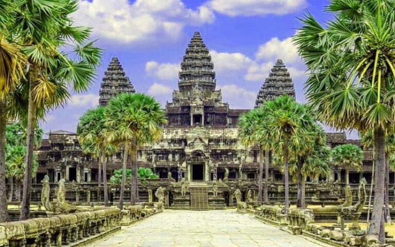 Angkor Wat: Full-Day Guided Sunset Tour - Hotel Pickup and Transport: Start Easy, Stay Comfortable