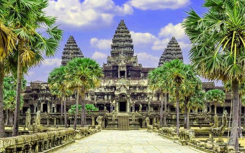 Angkor Wat: Full-Day Guided Sunset Tour - Hotel Pickup and Transport: Start Easy, Stay Comfortable