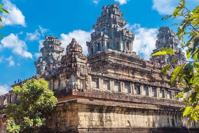 Angkor Wat Full-Day Sunrise & Sunset Private Tour All Interesting Major Temples - The 4:45am pickup: what to expect before the temples