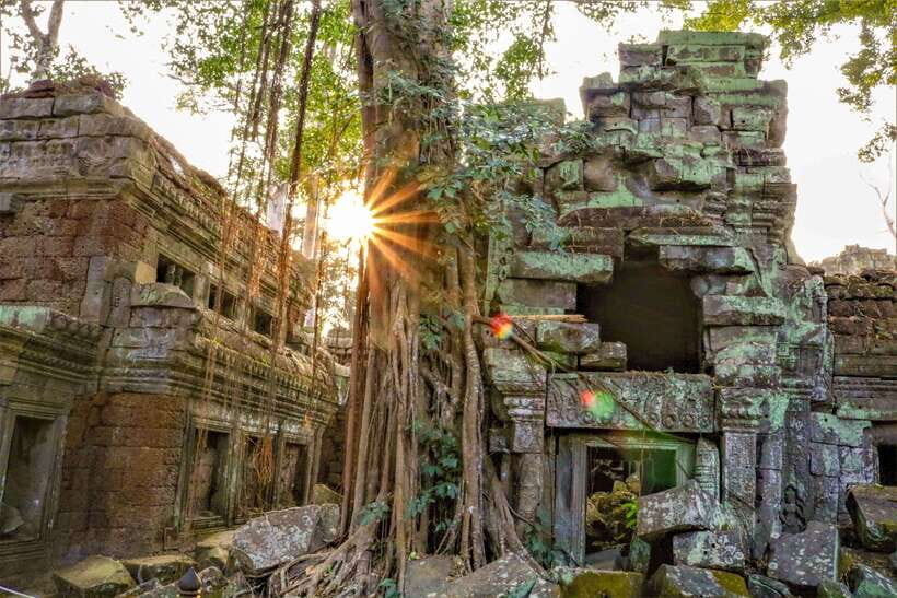 Angkor Wat: Full-Day Temples Small Group Tour - Angkor Wat at sunrise: why the timing matters