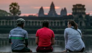 Angkor Wat: Guided Sunrise Bike Tour w/ Breakfast and Lunch - Pickup, Bike Setup, and an Early-Day Rhythm