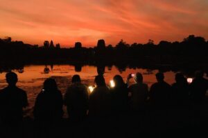 Angkor Wat Sunrise and Angkor Thom Sunset Tour - Stop 1: Angkor Wat sunrise with a plan for first-light photos
