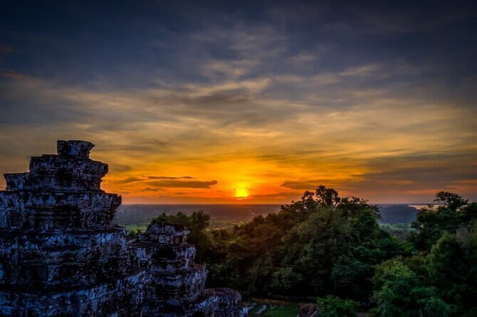 Angkor Wat Sunrise Tour - Angkor Thom and Bayon Faces: South Gate to City-Scale Stone
