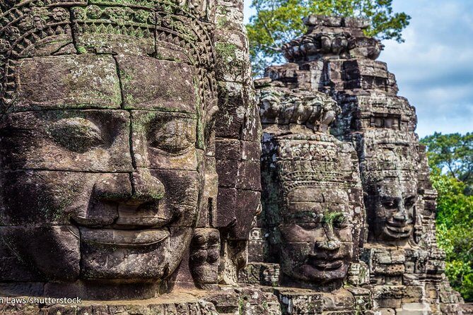 Angkor Wat Sunrise tour with Small - Group and Guide tours - Why Angkor Wat sunrise is worth the 4:30 a.m. alarm