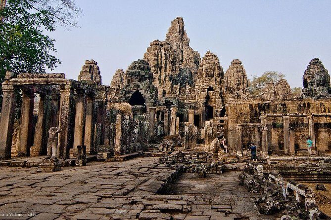 Angkor Wat Sunset Tour - Phnom Bakheng hill sunset: timing, seats, and that last climb