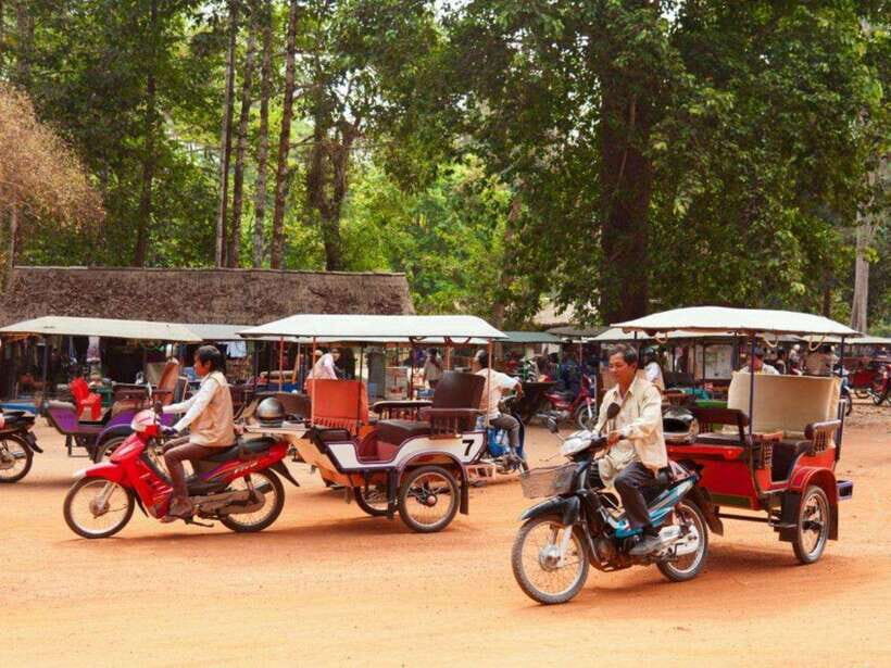 Angkor Wat Tour by Tuk-Tuk with English Speaking Driver - South Gate and Bayon’s 216 Smiling Faces at Angkor Thom