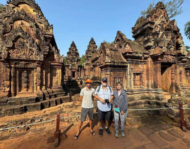 Angkor Wat Tour by Tuk-Tuk with English Speaking Driver - Pickup in Siem Reap: How the Day Starts Smoothly