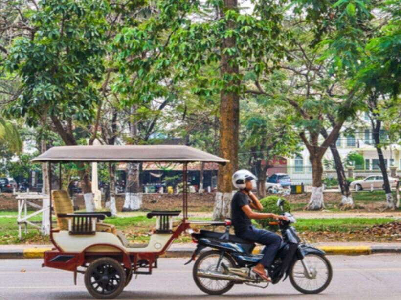Angkor Wat Tour by Tuk-Tuk with English Speaking Driver - Angkor Wat: The Big First Hit and How to Use Your Time
