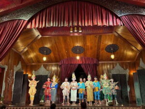 Apsara Theater Performance include dinner & Hotel pick up - What the Dinner Actually Means: Khmer Set Menu (Not a Buffet)