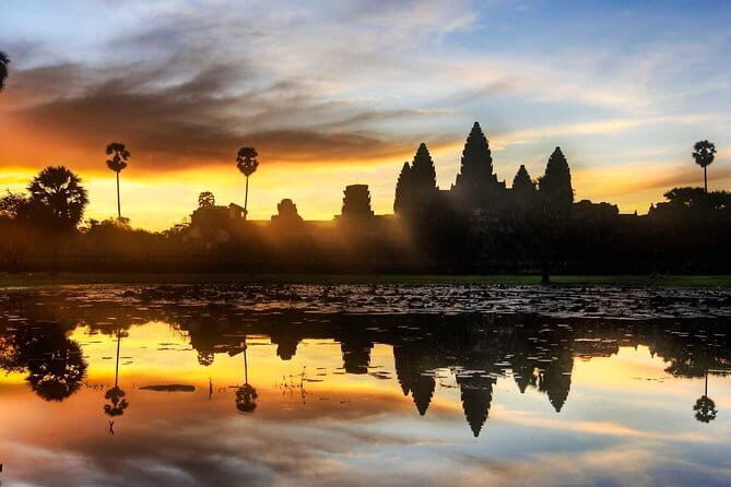 Classic Angkor Wat Sunrise Full Day Private Guide Tour - Should you book this Classic Angkor Wat Sunrise tour?