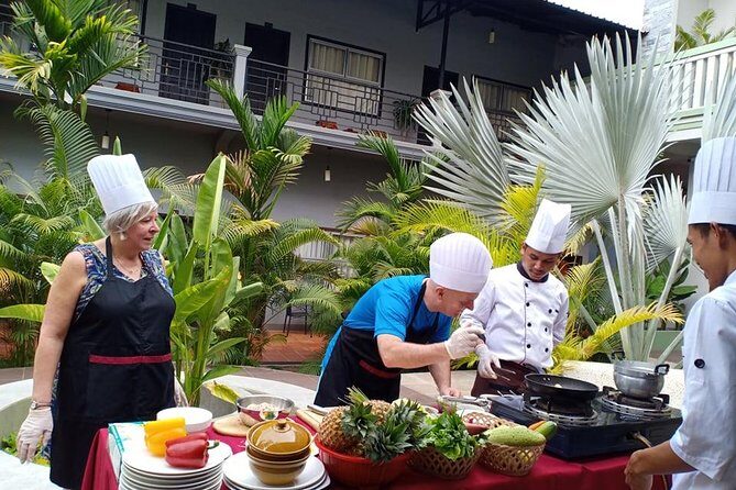 Cooking Class By Reveal Angkor Hotel Siem Reap - Starting at Reveal Courtyard: Easy to Find and Easy to Return To