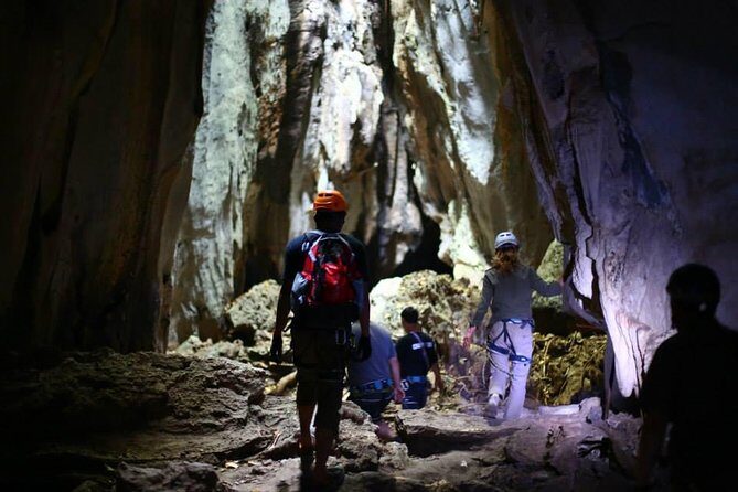 Discovery Tour: Caving, Climbing, Via Ferrata and Abseiling in Kampot - The 4-hour flow: how the adventure usually plays out