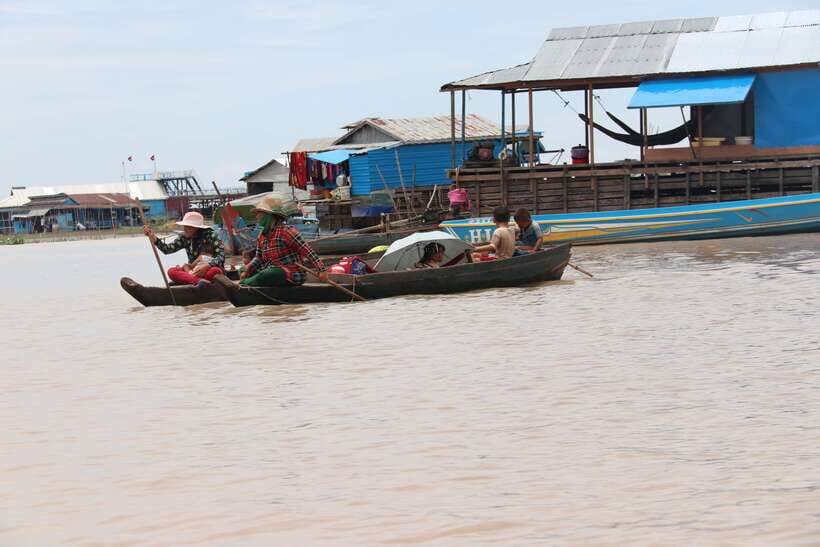 From Siem Reap: Tonle Sap Floating Villages Tour - From your hotel to the lake: the 10:00 timetable and your comfort