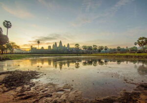 Full-Day Angkor Wat Sunrise and Sunset Private Tour - Angkor Wat sunrise: what to expect when you arrive before the world wakes up