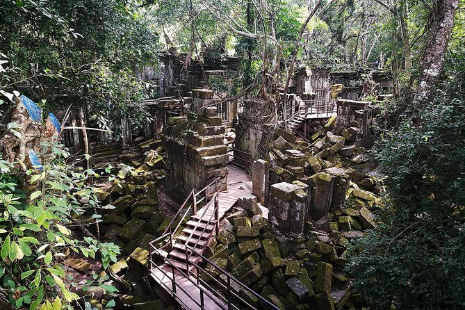 Full-Day Preah Vihear, Koh Ker and Beng Mealea Private Tour - Koh Ker and Chok Gargyar: pyramid chaos in the quiet north