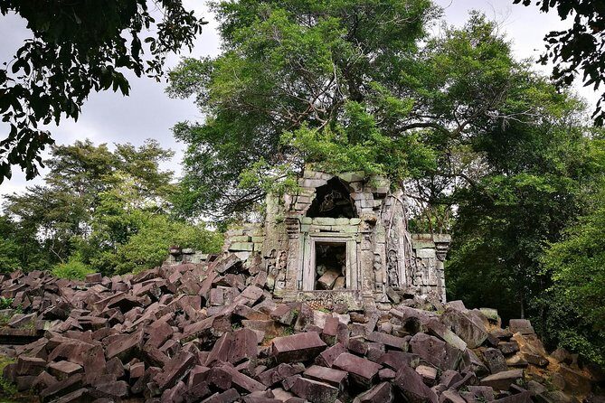 Full-Day Preah Vihear, Koh Ker and Beng Mealea Private Tour - What kind of traveler should book this