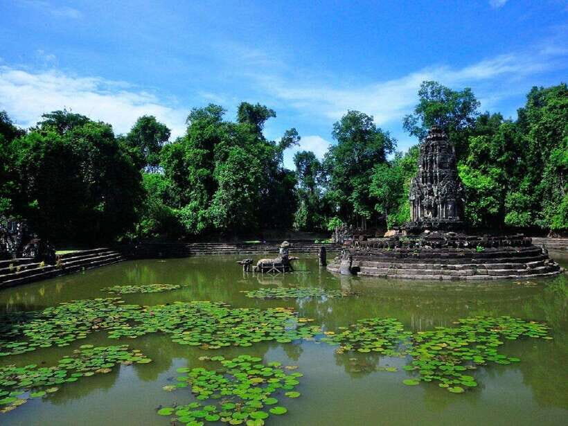 Grand Circle With Sunset Private Tuk-Tuk - Temple pass: the one cost you should not forget