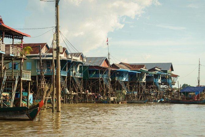 Kompong Khleang Floating Village Half-Day Private Tour - Getting to the Pier: Air-Conditioned Comfort on the Way Out