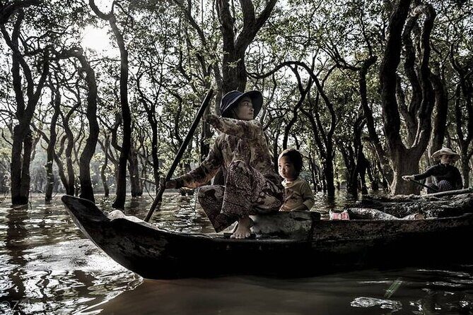 Kompong Phluk Village Tonle Sap Lake Half-Day Tour From Siem Reap - Kompong Phluk village and the monks training school area