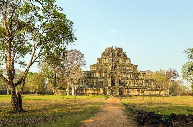Kulen Mountain with Beng Mealea and Banteay Srei Full Day Tour - Key things I’d circle before you book