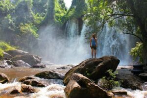 Kulen Waterfall & 1000 Linga River Small-Group Tours - Hilltop first: climbing to the Reclining Buddha