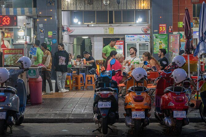 Phnom Penh Evening Foodie Vespa Tour / Tuk Tuk Available - What you eat and drink: more than just a few samples