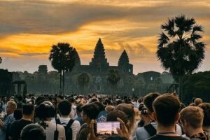 Private Angkor Sunrise Guided Tour - Angkor Wat at Sunrise: More Than a Photo Moment