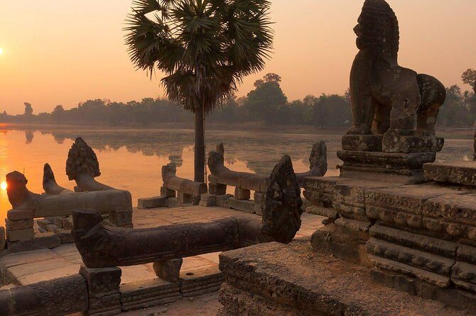 Private Angkor Wat Tour from Siem Reap - Lunch and downtime: plan for food that’s not included