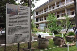 Private Half Day To Killing Field & S21 Genocidal Museum in Phnom Penh - Price and Value: What $130 Covers (and What Costs Extra)
