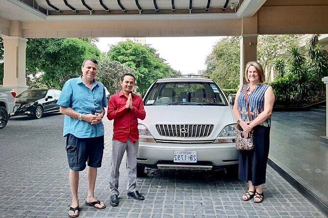 Private Taxi Transfer From Phnom Penh to Siem Reap with English Speaking Driver - Vehicle options that match your group size