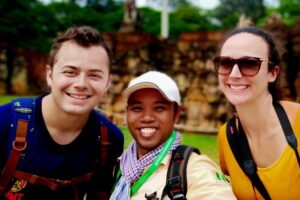 Private Tour Angkor Wat - Door-to-temple logistics: air-con rides, water, and mobile tickets