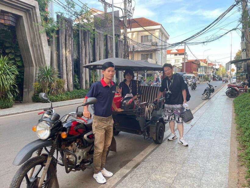 Siem Reap: Angkor Wat Private Tour by Tuk-Tuk - Angkor Wat and the South Gate: a smart way to start the day