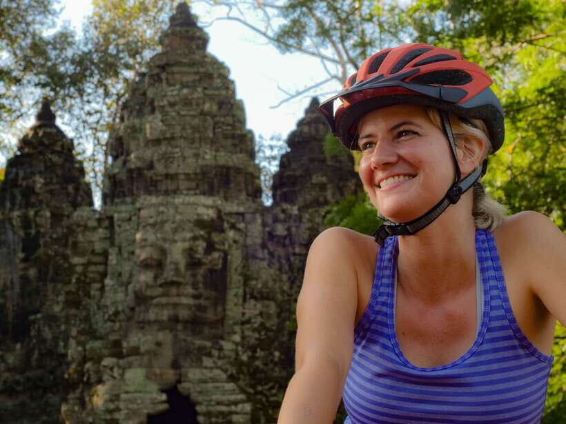 Siem Reap: Angkor Wat Sunrise Bike Tour & Jungle Breakfast - Support, pace, and bikes: what makes this tour feel easy