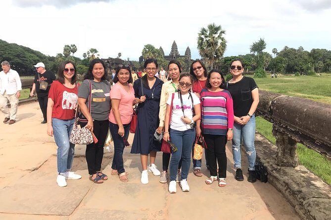 Siem Reap: Angkor Wat Sunrise Explore The Most Iconic Temples - Pickup, transport, and the reality of a max group of 25