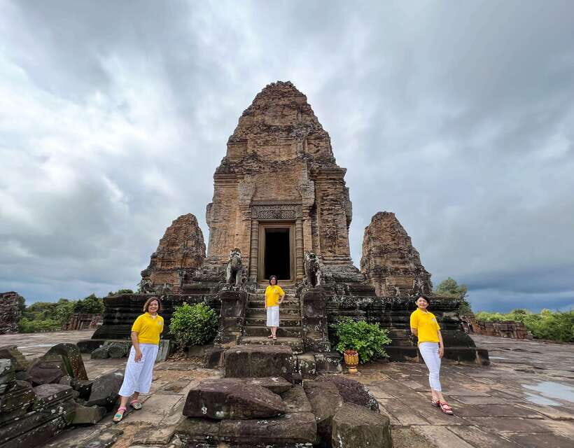 Siem Reap: Angkor Wat Sunrise Small Group tour and Breakfast - Preah Dak Village and Palm Cake Craft: Seeing Countryside Life