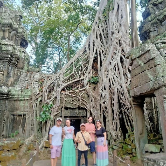 Siem Reap: Angkor Wat Tour with French-Speaking Guide - Day Two Grand Circuit: Preah Khan, Neak Pean, Ta Som, and Views