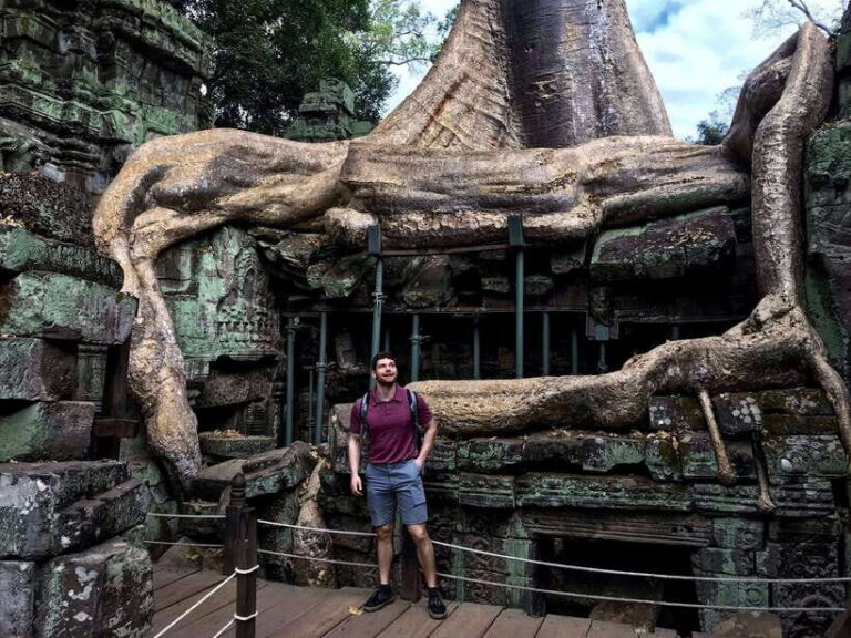 Siem Reap: Full Day Angkor Wat Temple Experience with Sunset - Bayon to Bayonet: How the Guide Keeps the Day Smooth