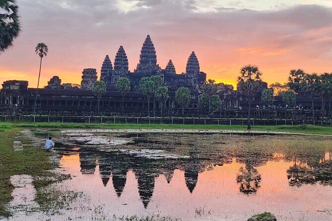 Siem Reap Shared Full-Day Guided Tour of Angkor Temples - Small-group premium vs standard group (max 15): what you gain