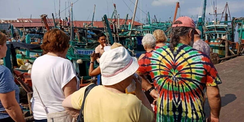 Sihanoukville Full Day City Tour with Transportation & Guide - Independence Monument and the Rhythm of the City