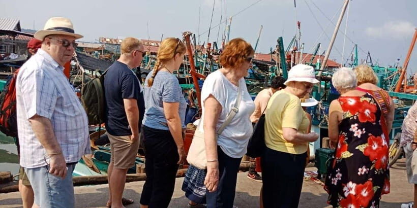 Sihanoukville Full Day City Tour with Transportation & Guide - Wat Leu Pagoda on the Mountain: Steps, Views, and Optional Monk Blessing