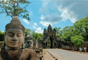 Sunrise at Angkor Wat and Small Tour with Tours Guide - 4:30 AM pickup and the drive to the gates