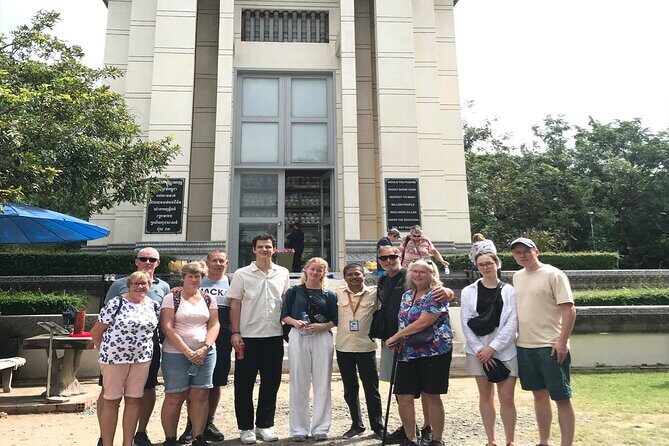 The killing field and Toul Sleng Genocide museum (S21) Tour - The guide makes the difference: English clarity and careful tone